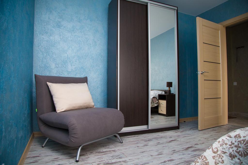Flat2Let Appartement Boryspilʼ Buitenkant foto